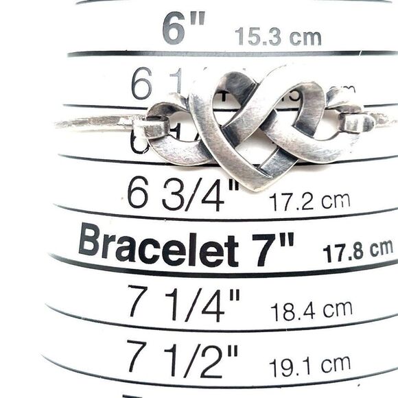 James Avery Knot Heart Hook-On Bracelet - Picture 4 of 5